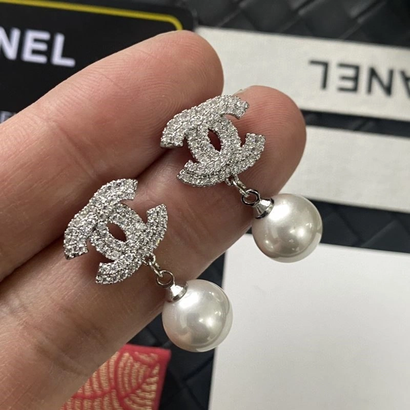 Chanel Earrings SportInspired 221454