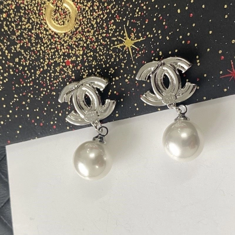 Chanel Earrings SportInspired 221454