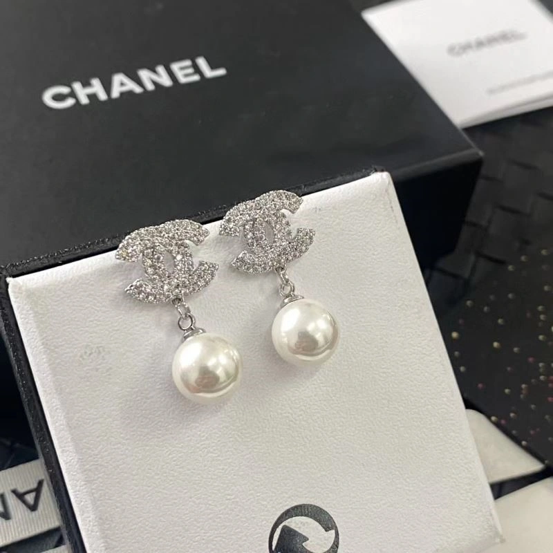 Chanel Earrings SportInspired 221454