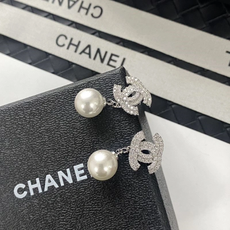 Chanel Earrings SportInspired 221454