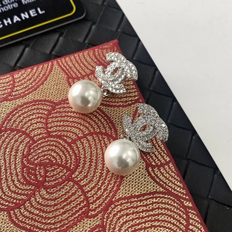 Chanel Earrings SportInspired 221454