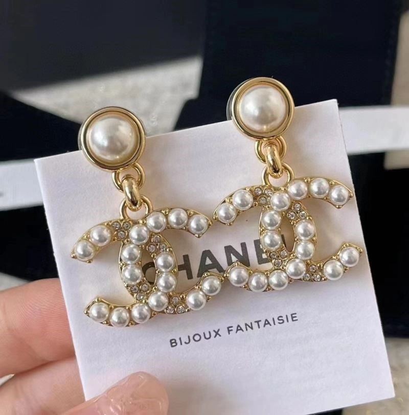 Chanel Earrings Elegant 221446