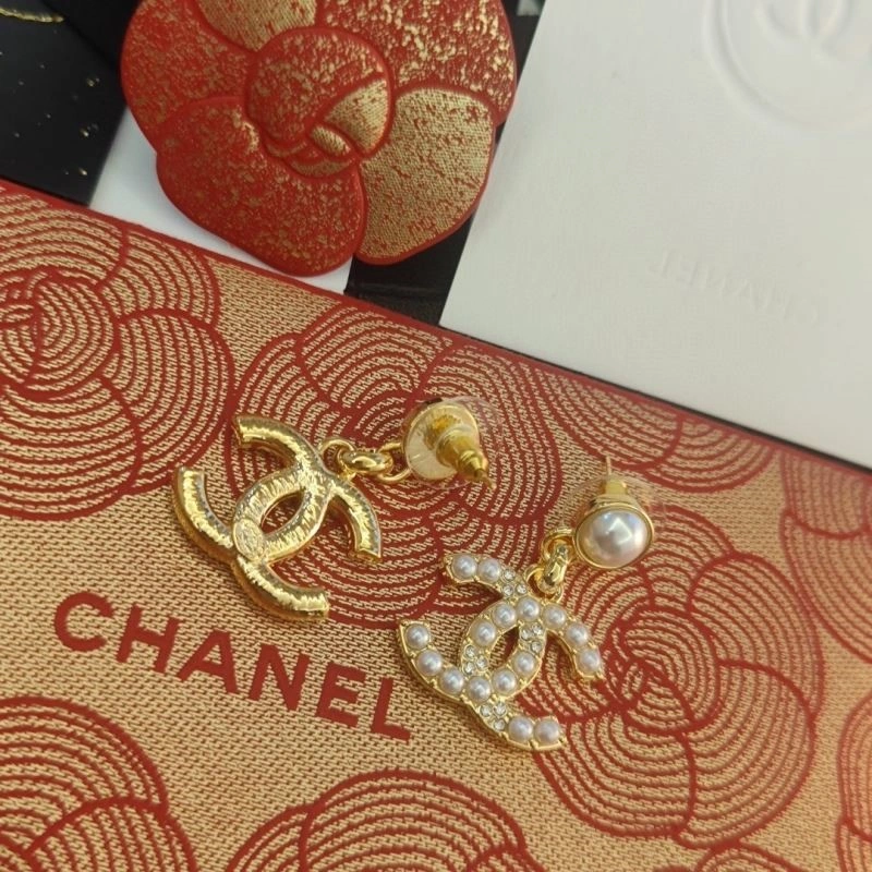 Chanel Earrings Elegant 221446