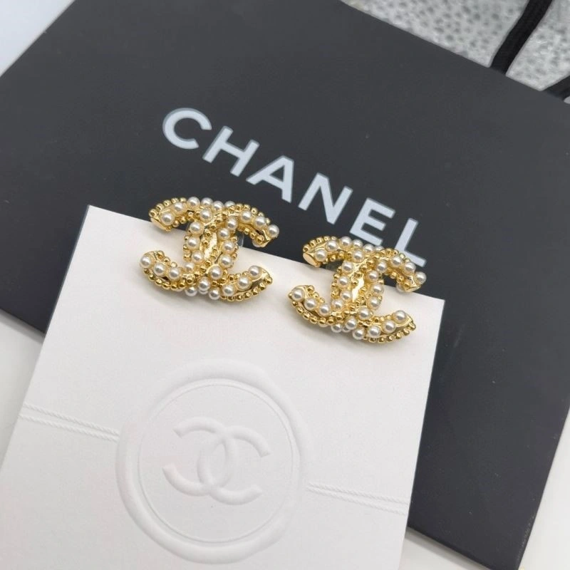Effortless Chanel Earrings 221443