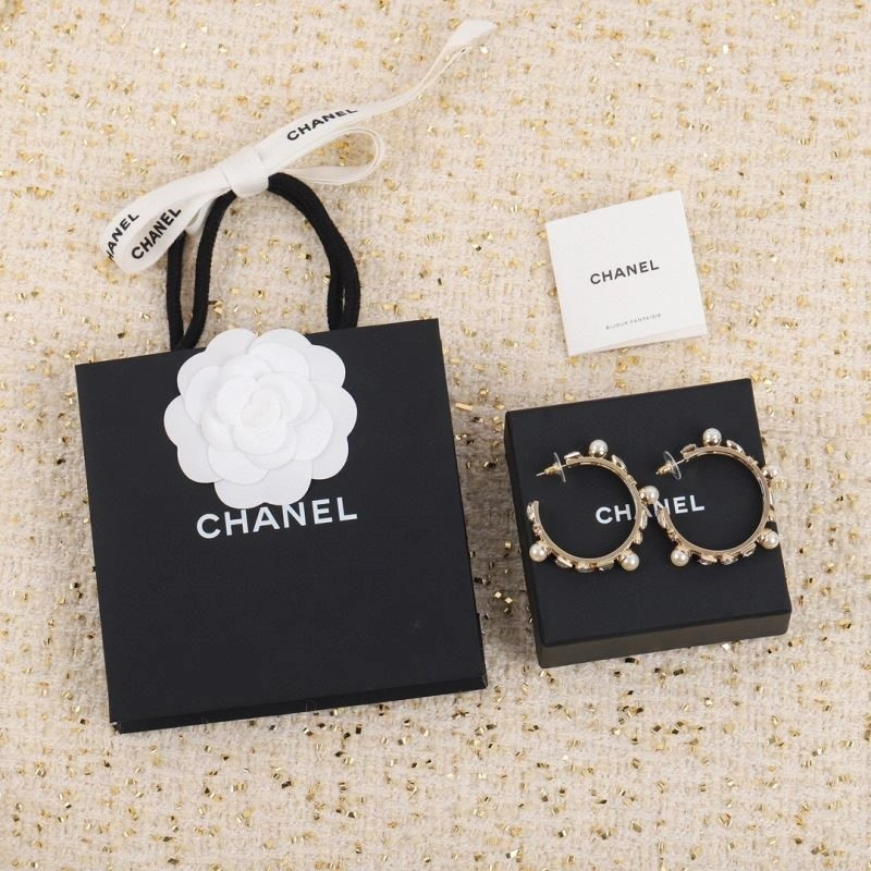 Chanel Earrings Breathable 221432