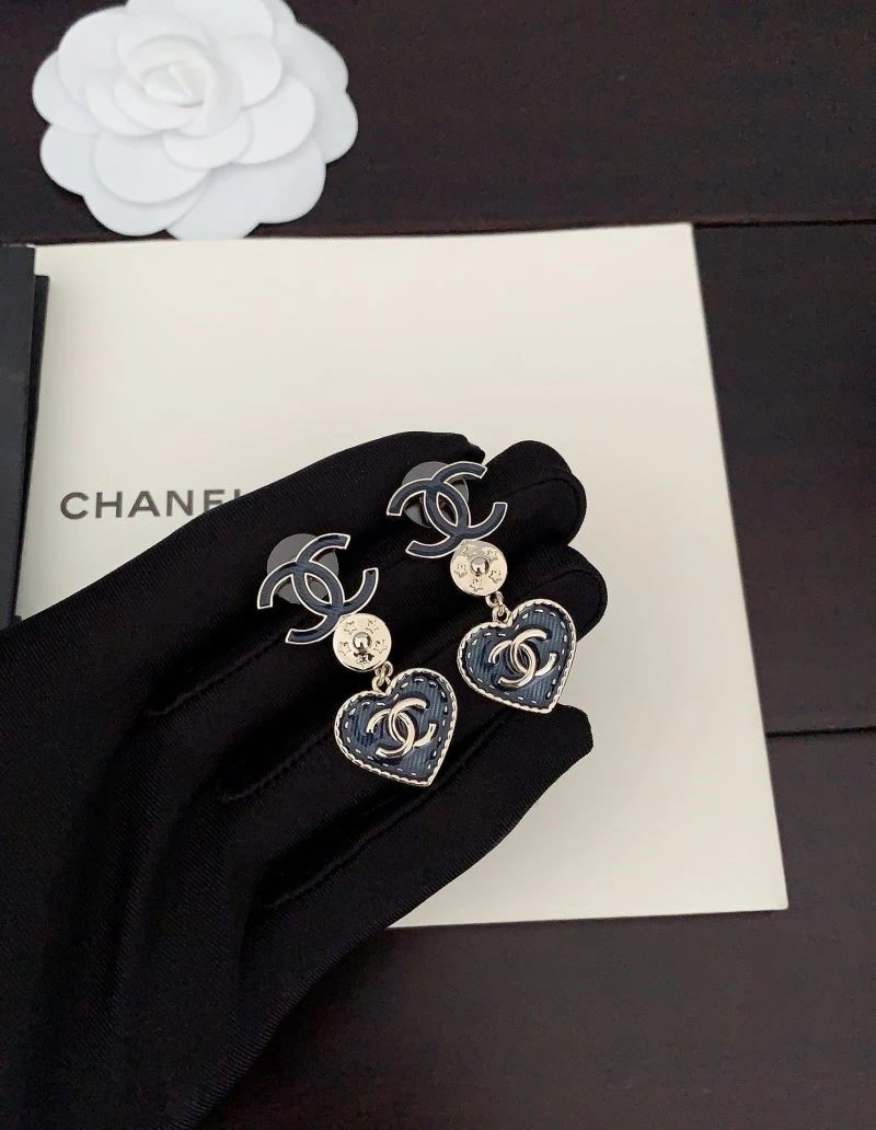 Chanel Earrings Flexible 221410