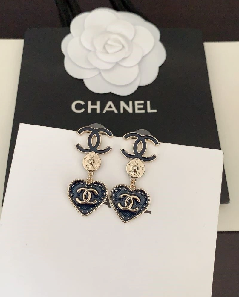 Chanel Earrings Flexible 221410