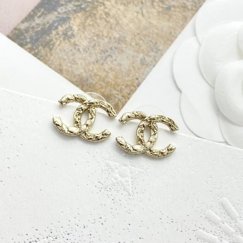 Snug Chanel Earrings 221396
