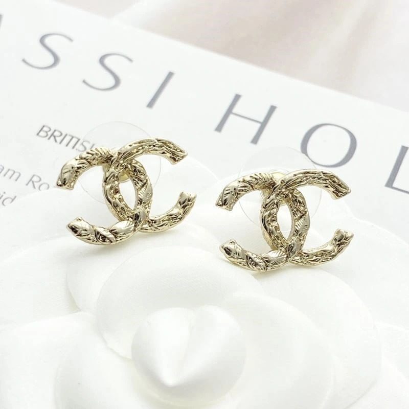 Snug Chanel Earrings 221396
