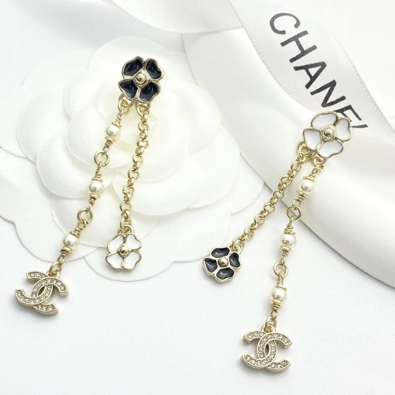 Affordable Chanel Earrings 221418
