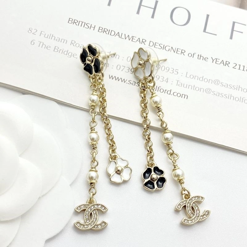 Affordable Chanel Earrings 221418