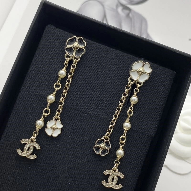 Affordable Chanel Earrings 221418