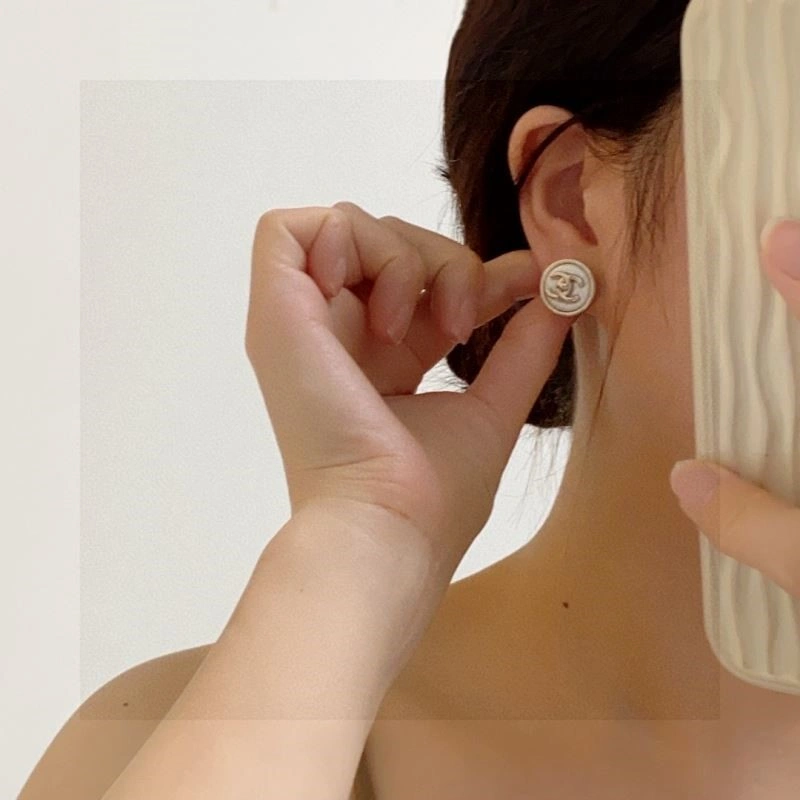 Chanel Earrings Soft 221408