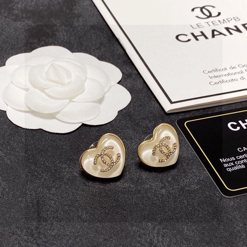 Sleek Chanel Earrings 221387