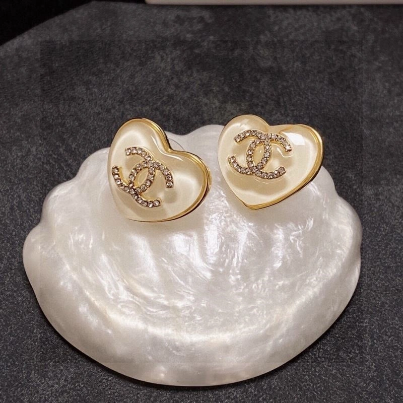 Sleek Chanel Earrings 221387