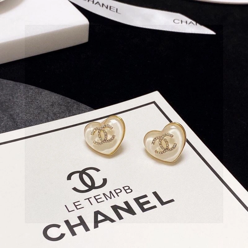 Sleek Chanel Earrings 221387