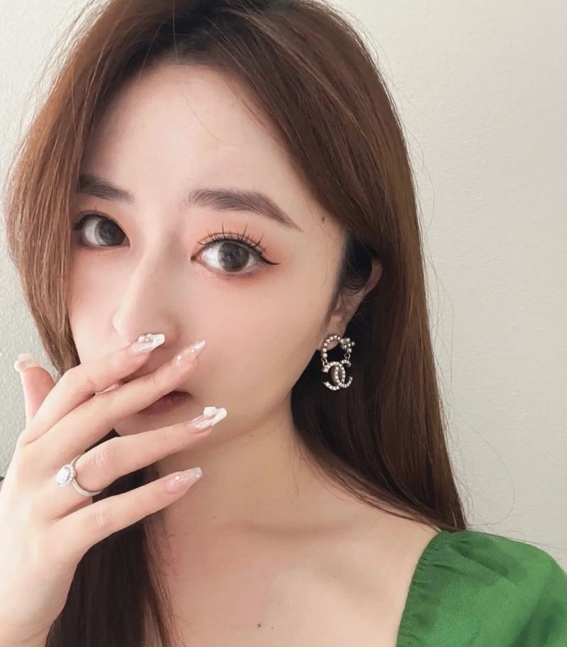 Bright Chanel Earrings 221395