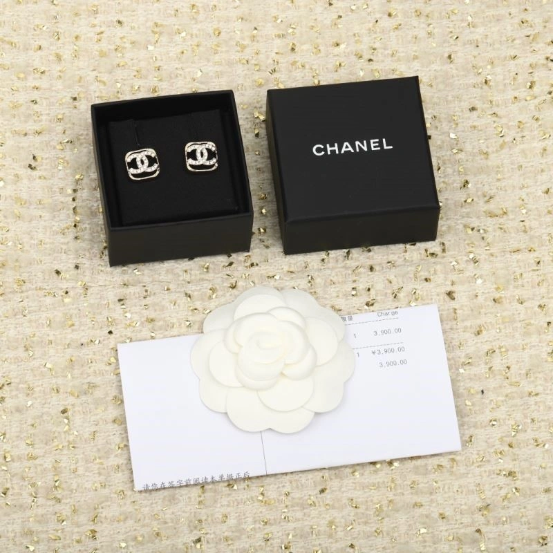 Chanel Earrings EasyMatch 221379