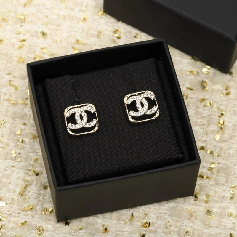Chanel Earrings EasyMatch 221379