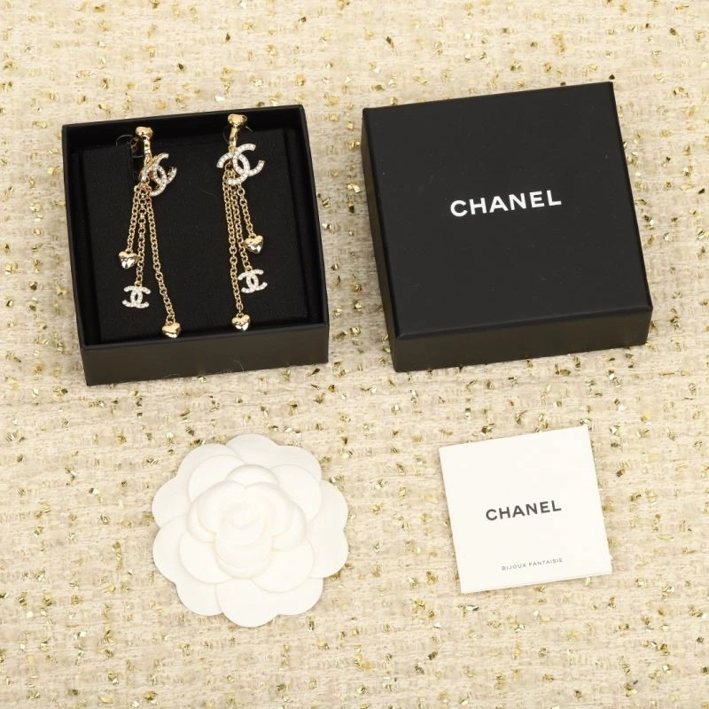 Minimalist Chanel Earrings 221362