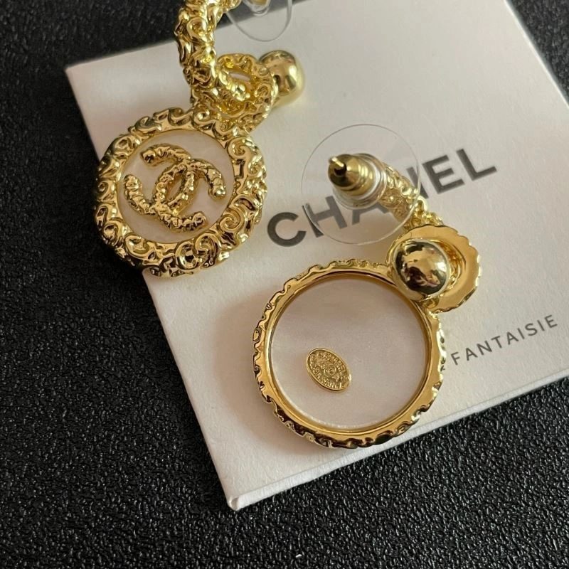 Chanel Earrings Effortless 221364