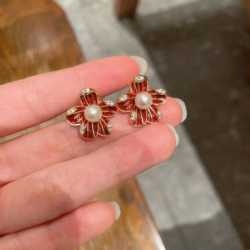 Chanel Earrings Snug 221434