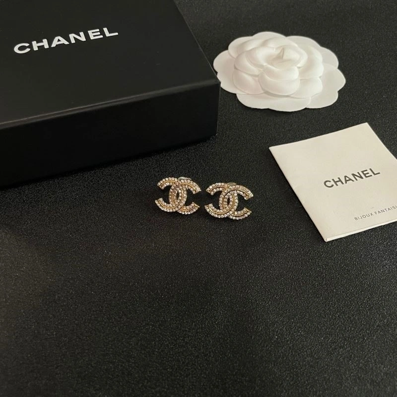 Reliable Chanel Earrings 221385