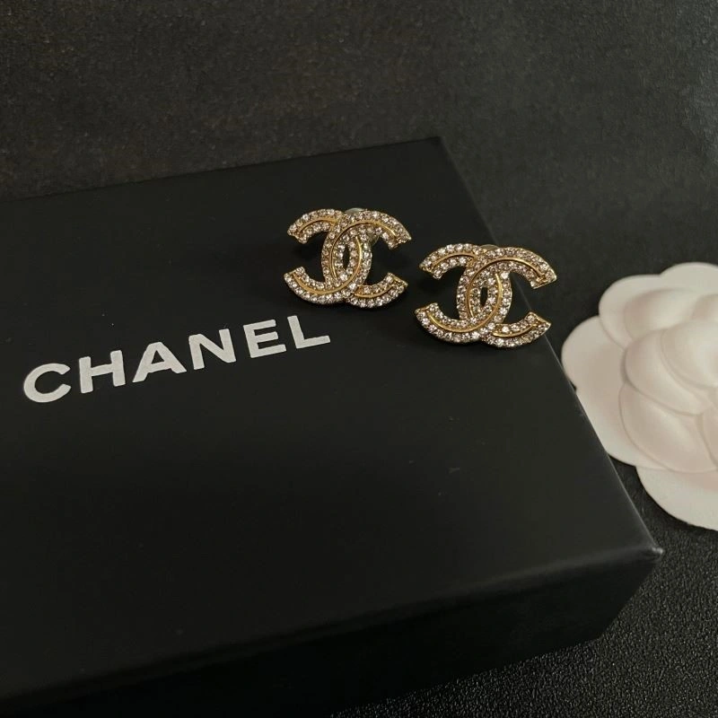 Reliable Chanel Earrings 221385