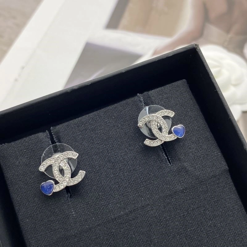 Chanel Earrings SmoothTexture 221384
