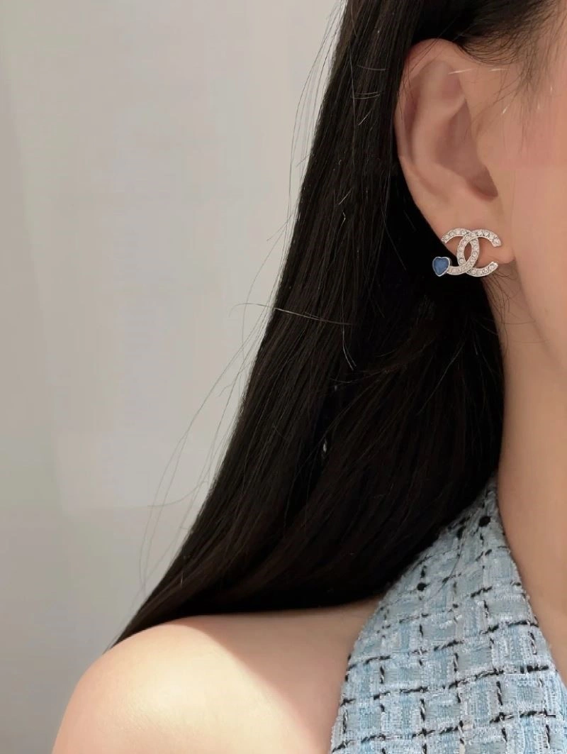 Chanel Earrings SmoothTexture 221384