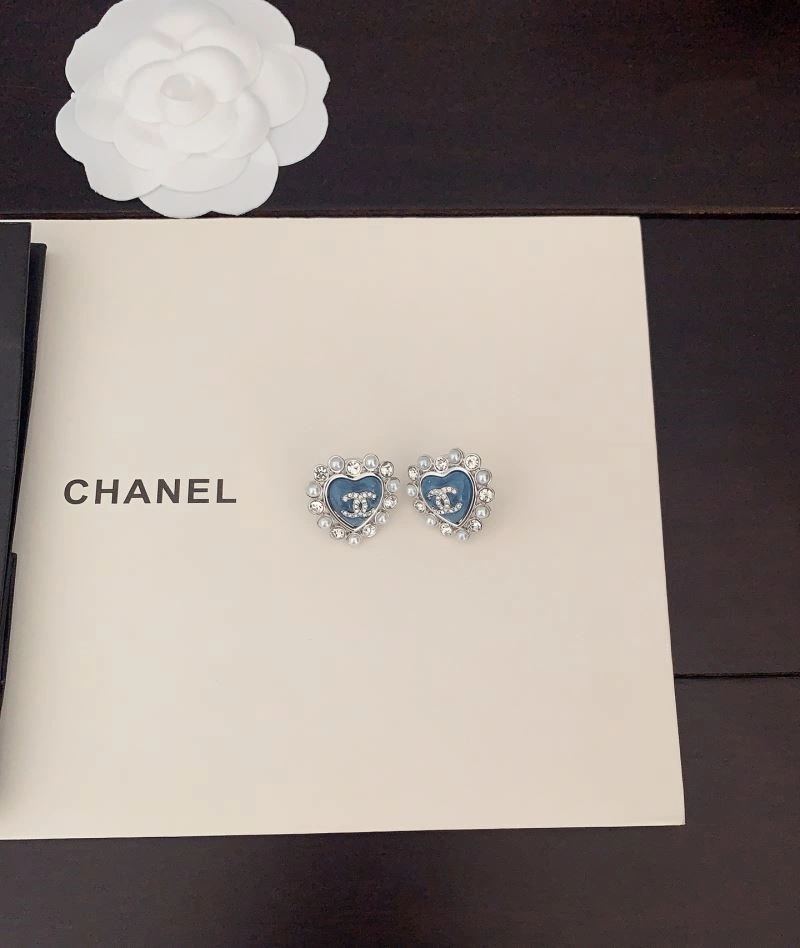 Sleek Chanel Earrings 221346
