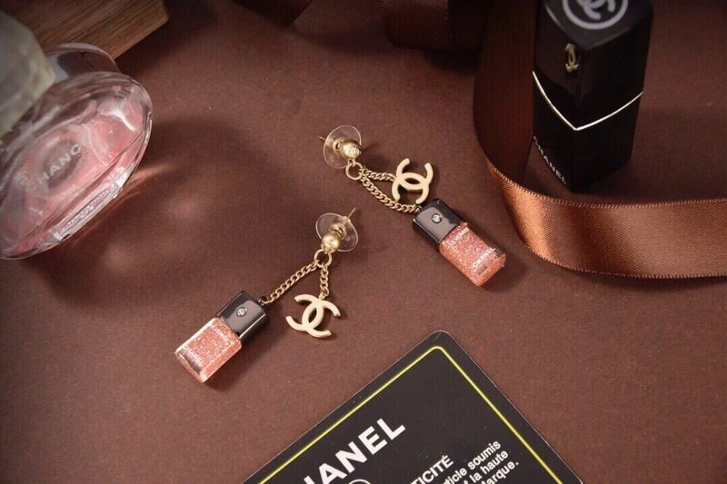 Breathable Chanel Earrings 221337