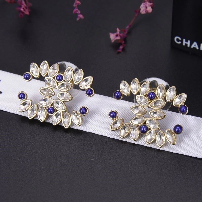 Chanel Earrings Packable 221406