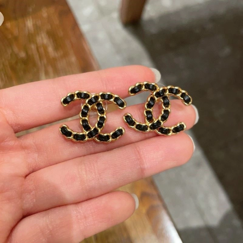 Chanel Earrings Sporty 221343