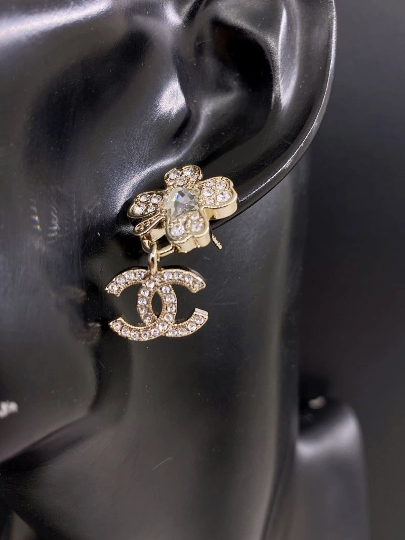 Chanel Earrings Casual 221320