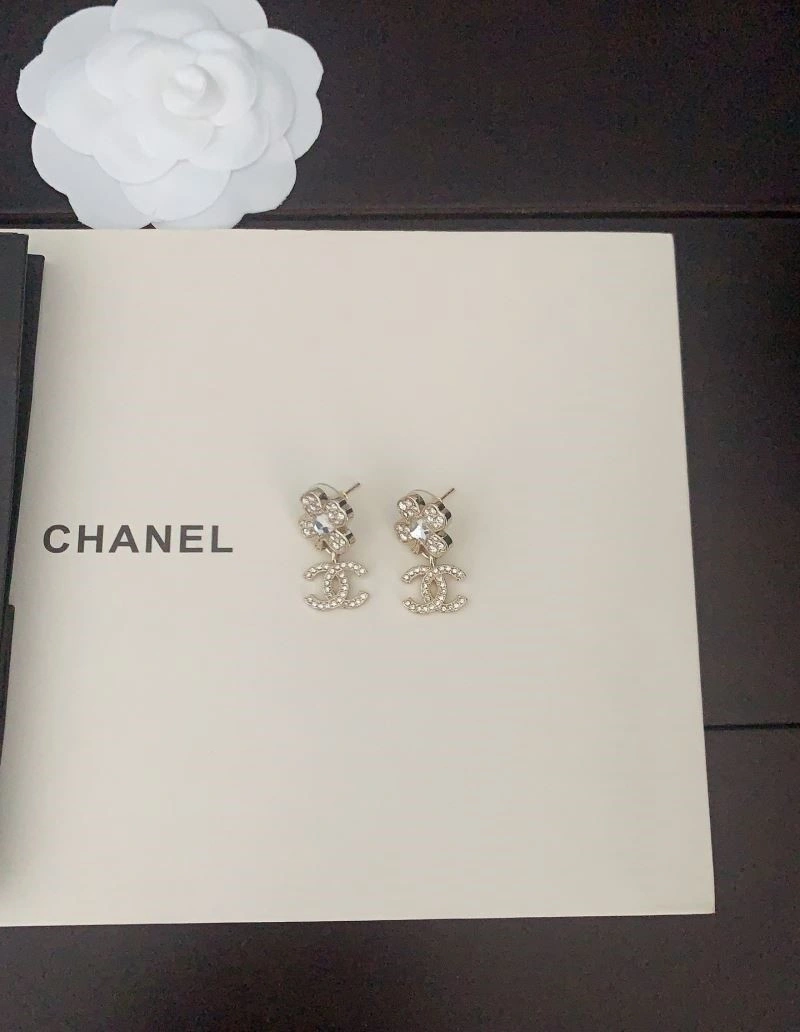 Chanel Earrings Casual 221320