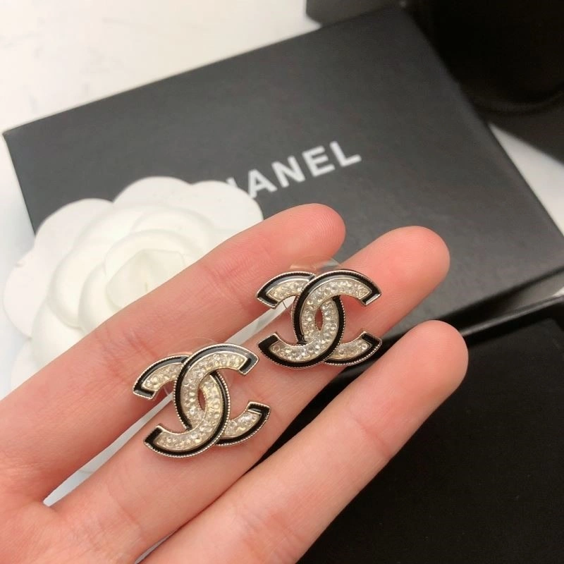 Chanel Earrings Refined 221326