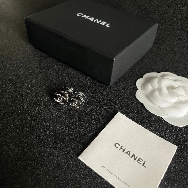 Chanel Earrings Soft 221316