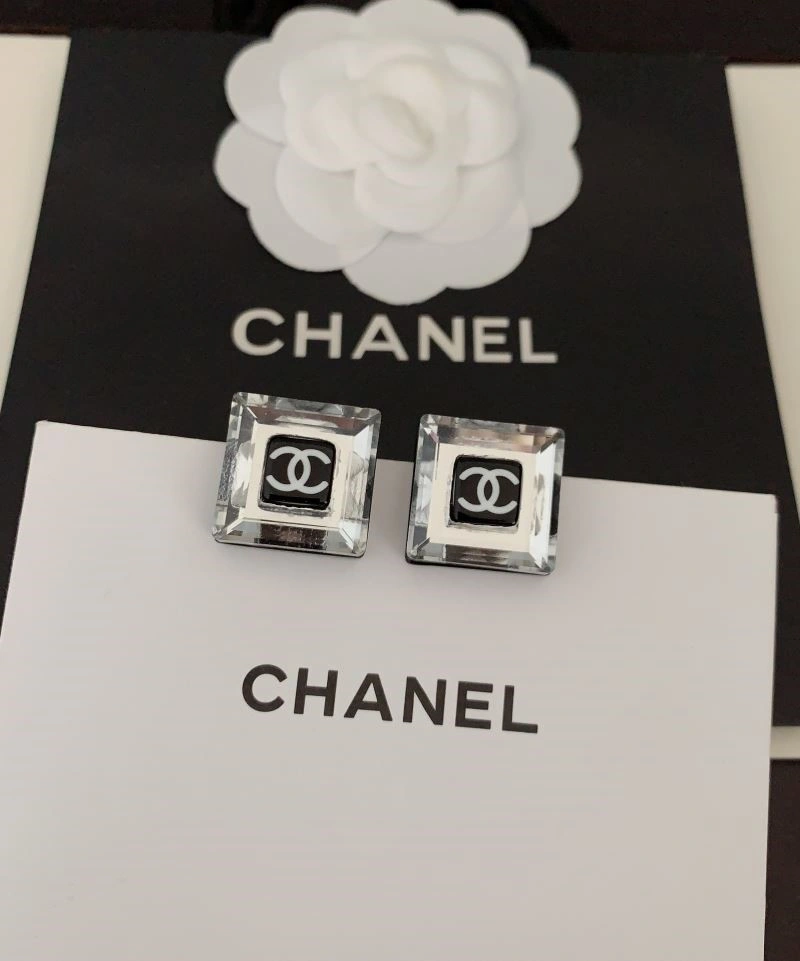 Chanel Earrings HighPerformance 221302