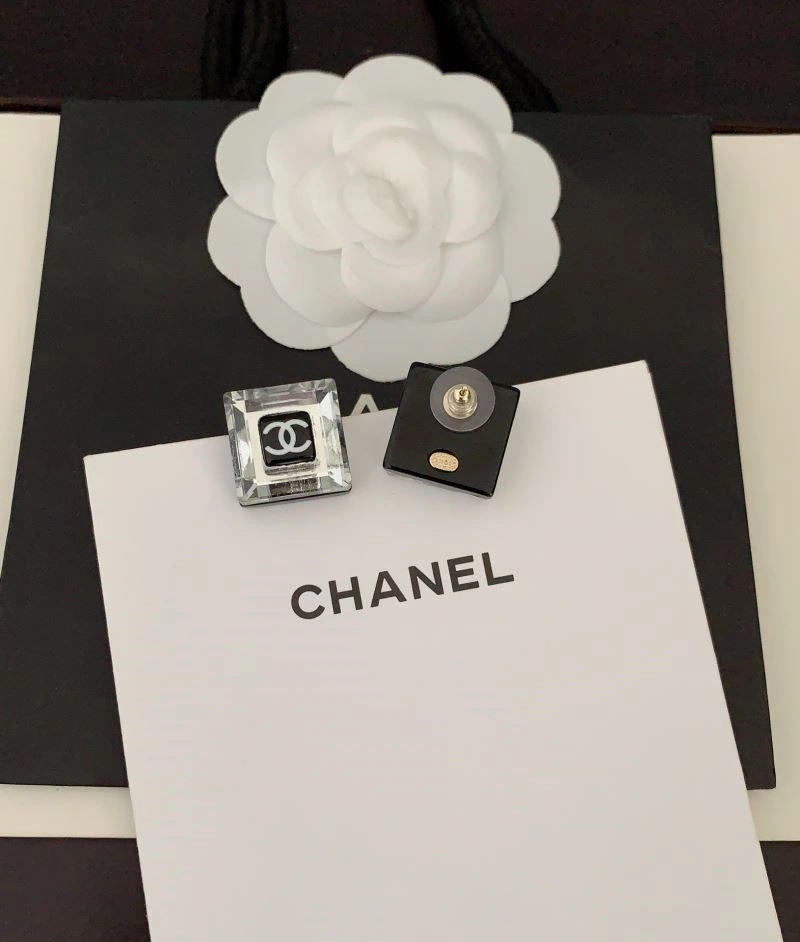 Chanel Earrings HighPerformance 221302