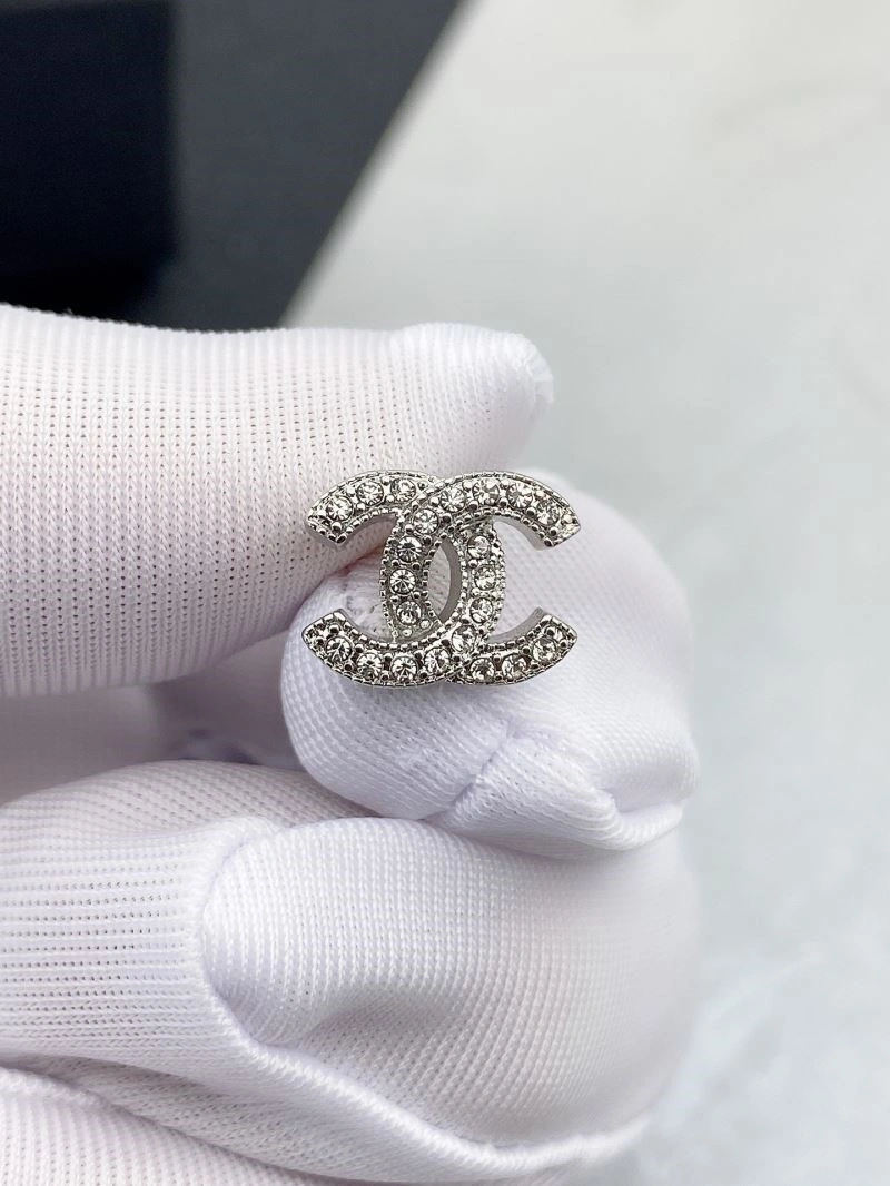 Comfortable Chanel Earrings 221291