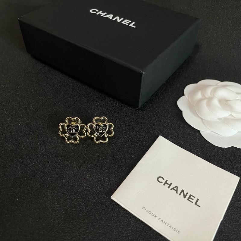 Chic Chanel Earrings 221282