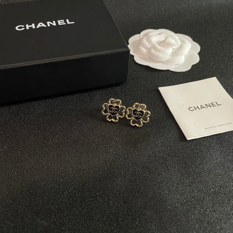 Chic Chanel Earrings 221282