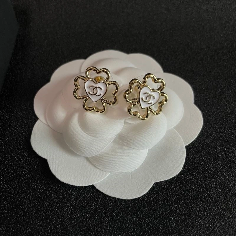 Refined Chanel Earrings 221294