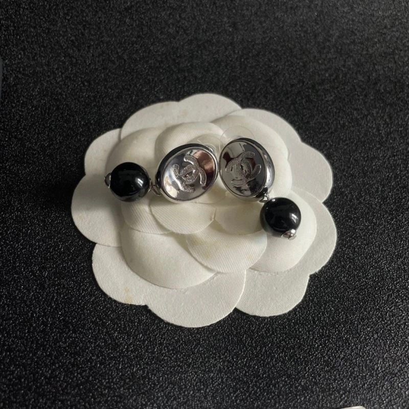 Chanel Earrings SoftTouch 221272