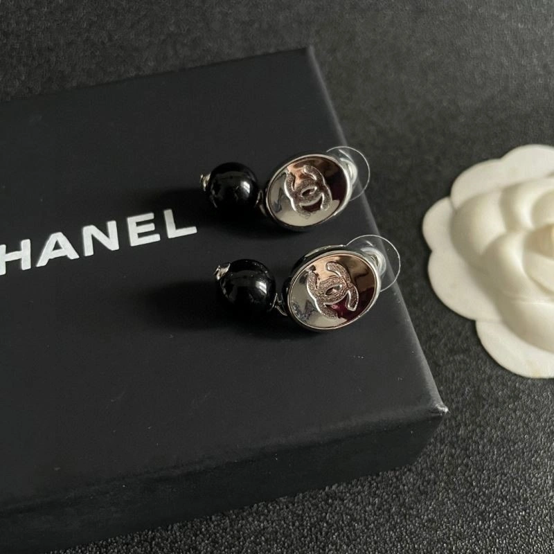 Chanel Earrings SoftTouch 221272