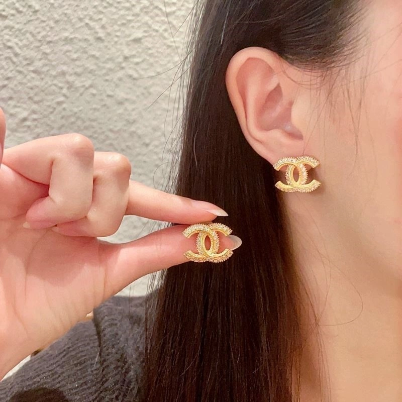 HighPerformance Chanel Earrings 221284