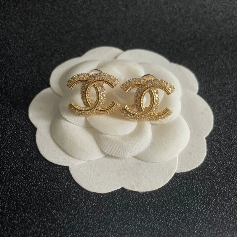 HighPerformance Chanel Earrings 221284