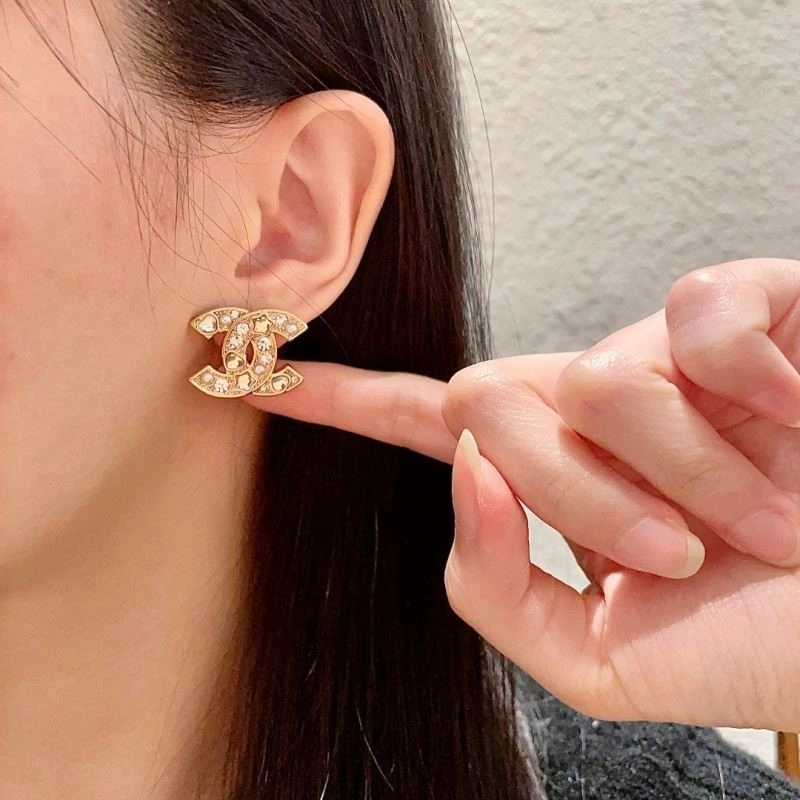 Chanel Earrings SmoothTexture 221273