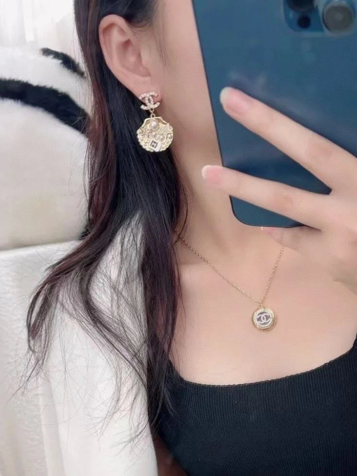 Chanel Earrings MultiPurpose 221258